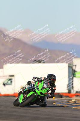 media/Dec-05-2024-Racers Edge (Thu) [[e102e0690b]]/3-B Group/Session 5 (Turn 16)/